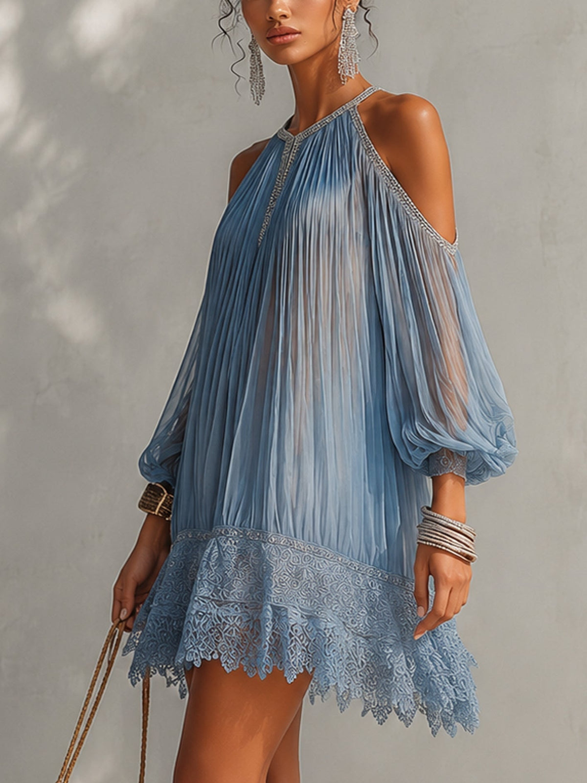 Céleste | Mini Robe Bleue Épaules Dénudées Froncée