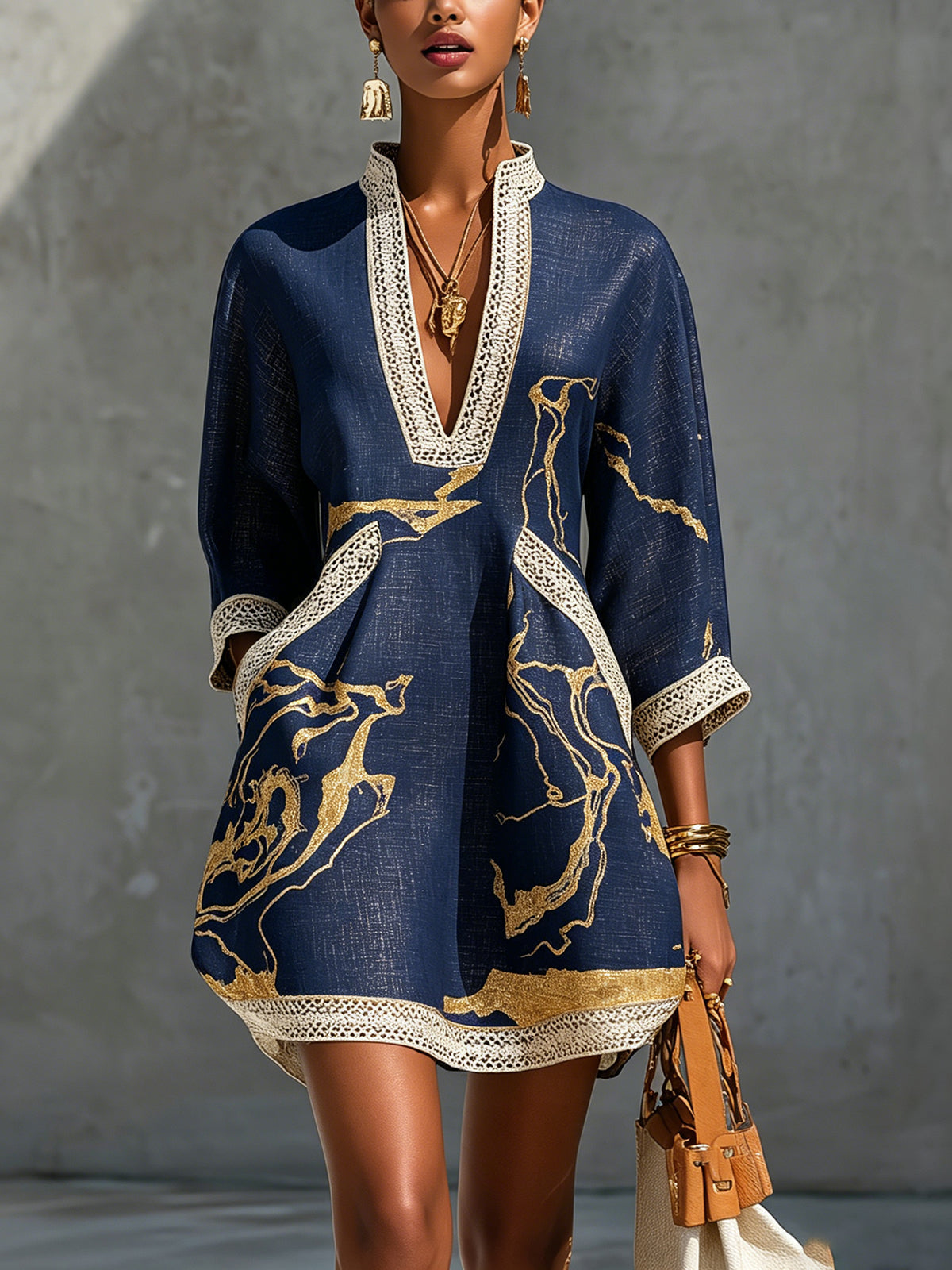Aube | Mini Robe Noire et Dorée