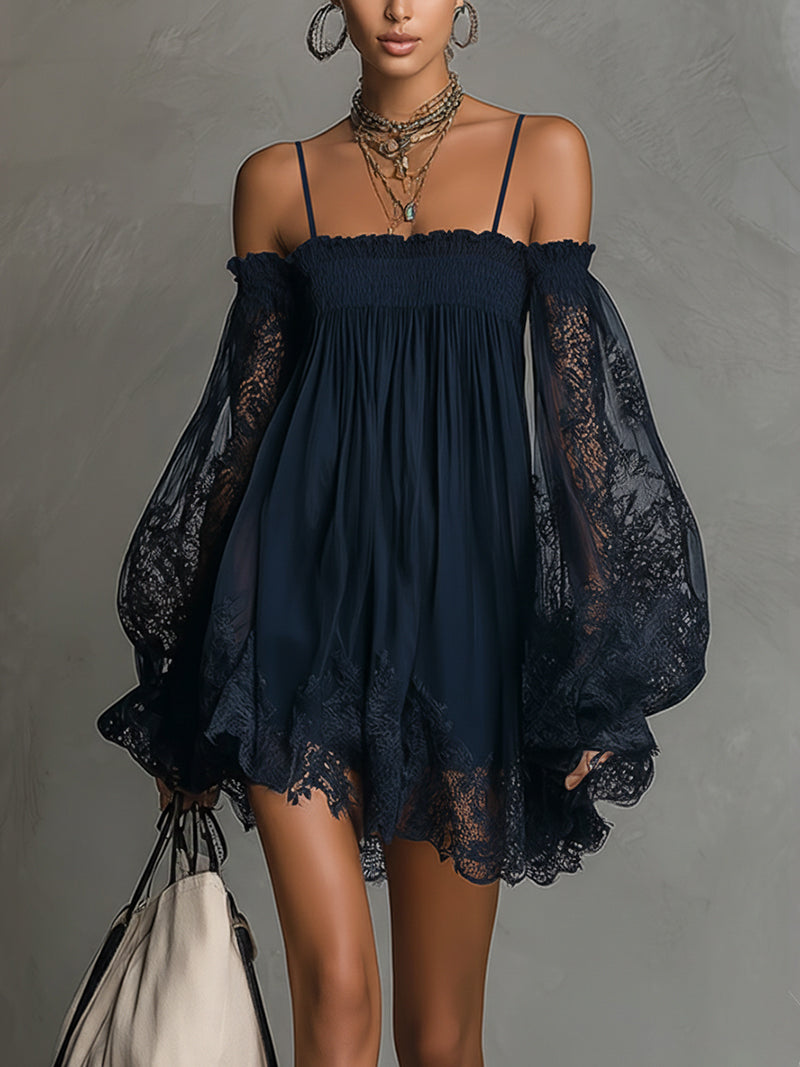 Noémie | Robe courte bleu marine à épaules dénudées