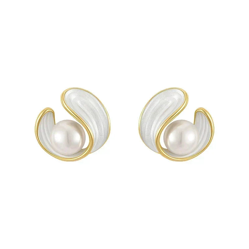 Iris | Boucles d'Oreilles Pendantes Opale & Perle Dorées
