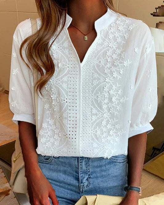 Élodie | Blouse Brodée Col V