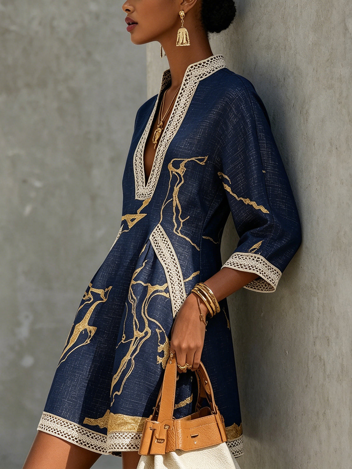 Aube | Mini Robe Noire et Dorée