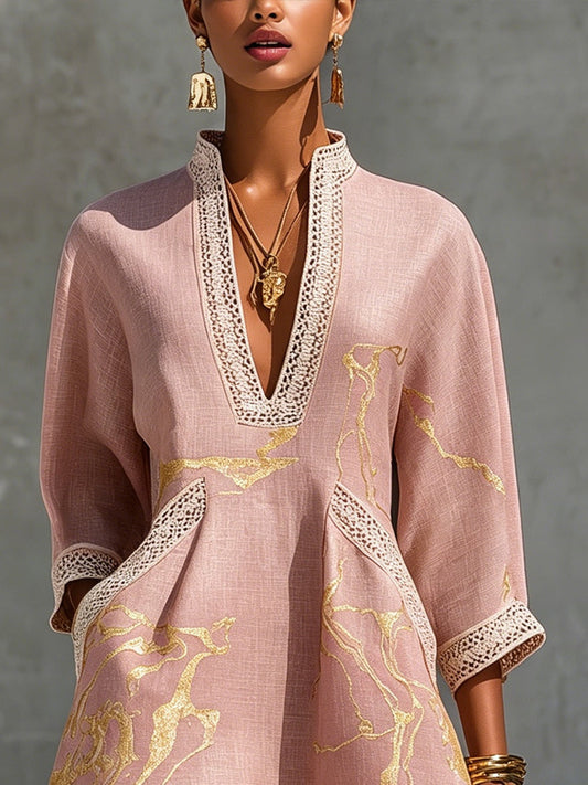 Cyrielle | Robe Mini Rose à Motifs Dorés et Décolleté en V