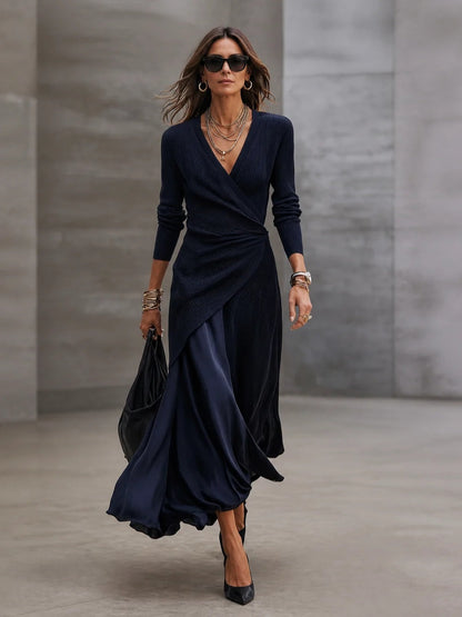 Margaux | Robe Maxi Asymétrique à Décolleté en V et Empiècements Bleu Marine