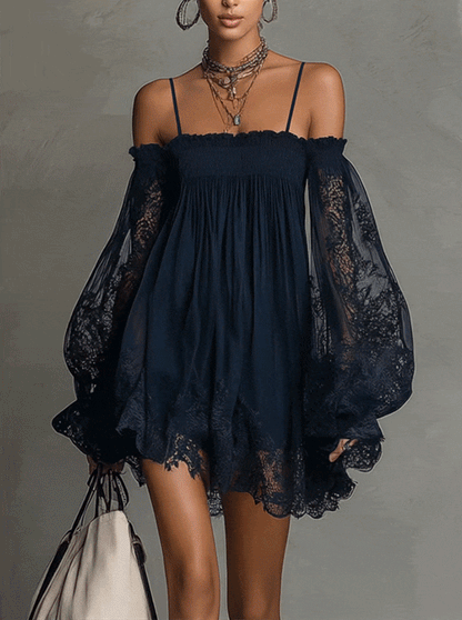 Noémie | Robe courte bleu marine à épaules dénudées