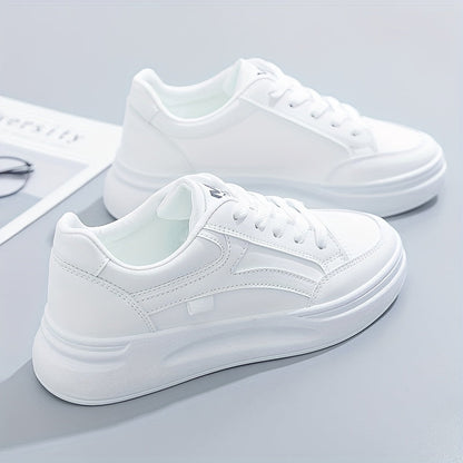 Sneakers blanches chic au confort léger