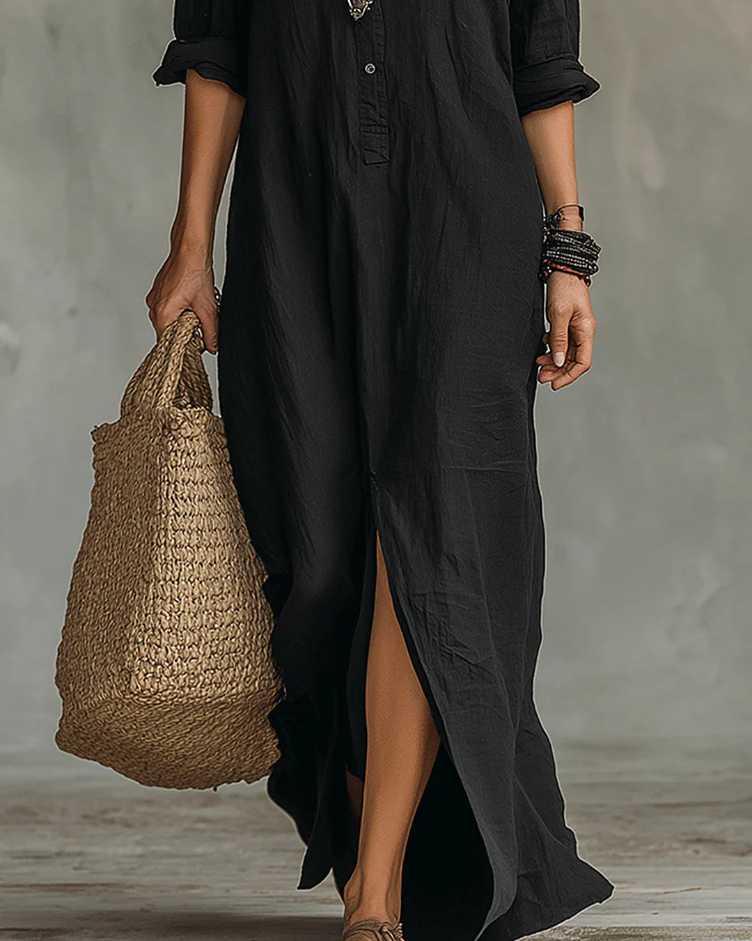Soline | Robe Longue Noire Souple à Boutons