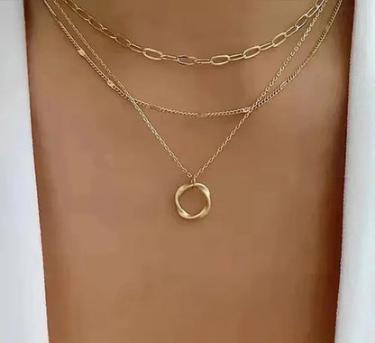 Héloïse | Collier Chaîne Dorée Superposée & Pendentif